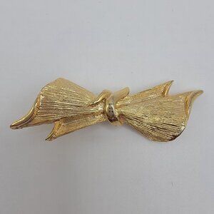Gerry's Vintage Ribbon Bow Gold Tone ‎ Brooch Pin Christmas